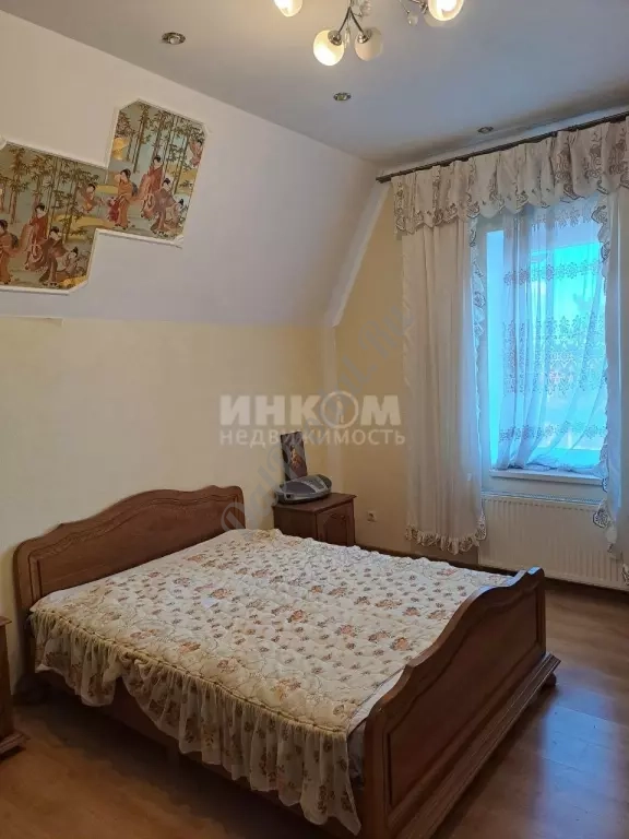 Продам дом 320м2 в центре Луганска