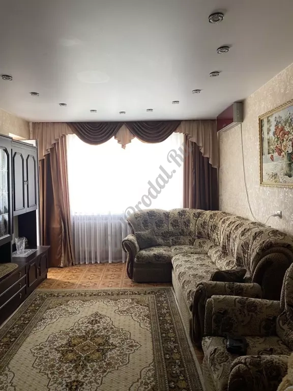 Продам 3-х комн квартиру в городе Луганск квартал Южный