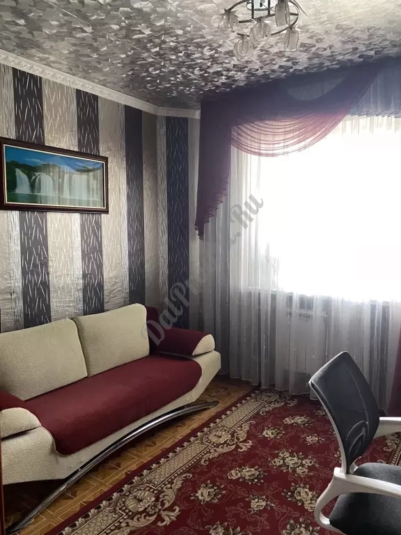 Продам 3-х комн квартиру в городе Луганск квартал Южный