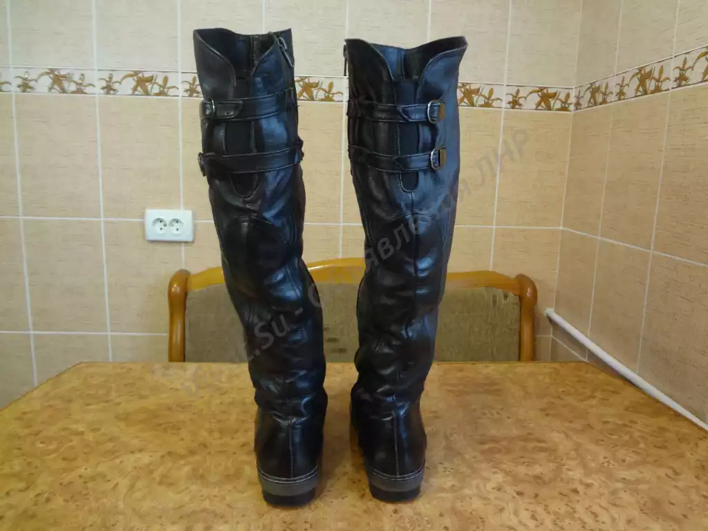 Женские зимние кожаные сапоги