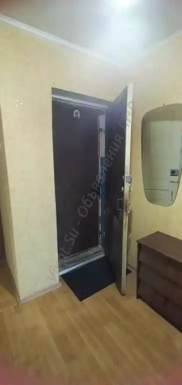 Продажа квартиры, 3 комнаты, 50 м², от собственника