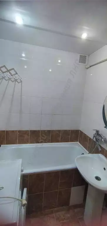 Продажа квартиры, 3 комнаты, 50 м², от собственника