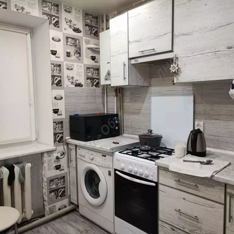 Продажа квартиры, 2 комнаты, 44 м², агент