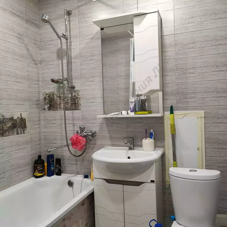 Продажа квартиры, 2 комнаты, 44 м², агент
