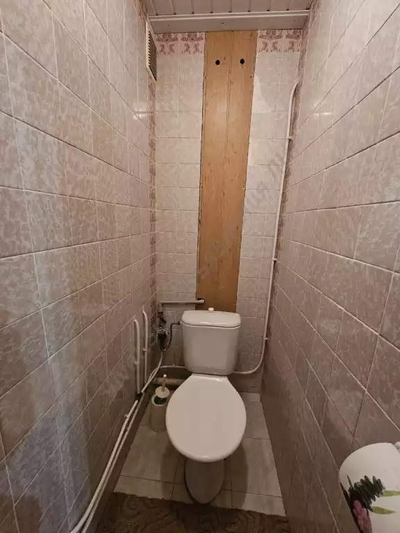 Продажа квартиры, 3 комнаты, 62 м², агент