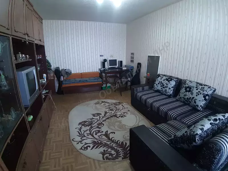 Продажа квартиры, 2 комнаты, 55 м², агент