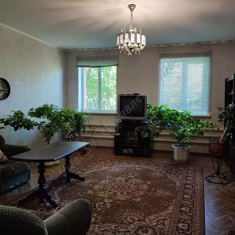 Продам дом, 265 м², 18 сот.