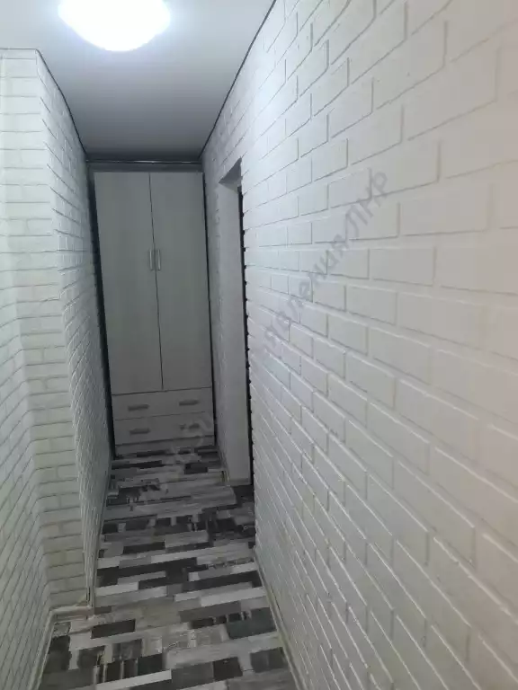 Аренда квартиры, 3 комнаты, 62 м² агент