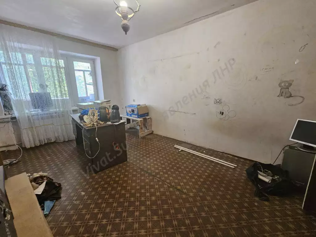 Продажа квартиры, 3 комнаты, 63 м², агент