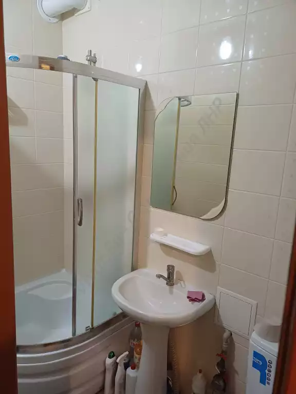Аренда квартиры, 3 комнаты, 60 м² агент