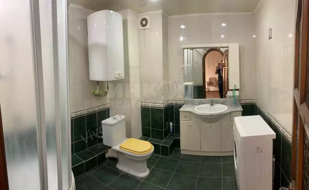 Продажа квартиры, 5 и более комнат, 121 м², агент