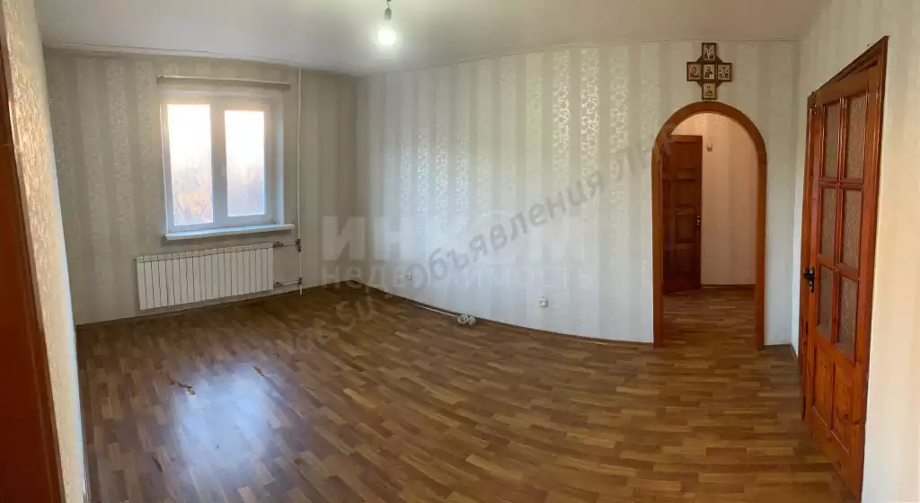 Продажа квартиры, 5 и более комнат, 121 м², агент