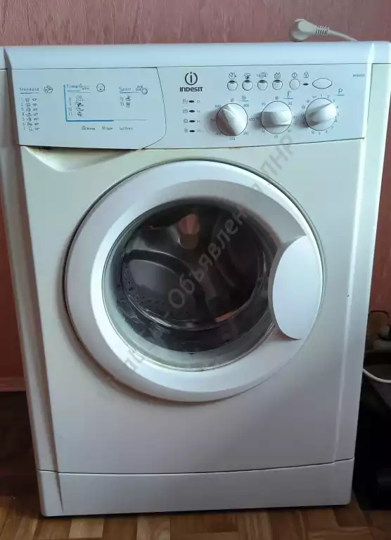 Продам стиральную машинку Indesit (Италия)