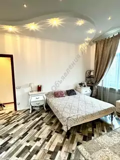 Продажа квартиры, 2 комнаты, 55 м², агент