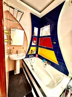 Продажа квартиры, 2 комнаты, 55 м², агент