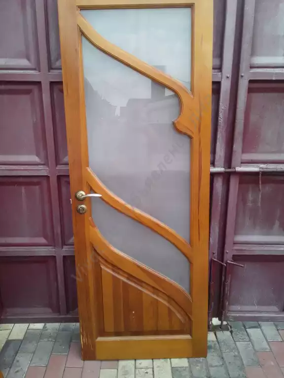 Продам 3 межкомнатные двери