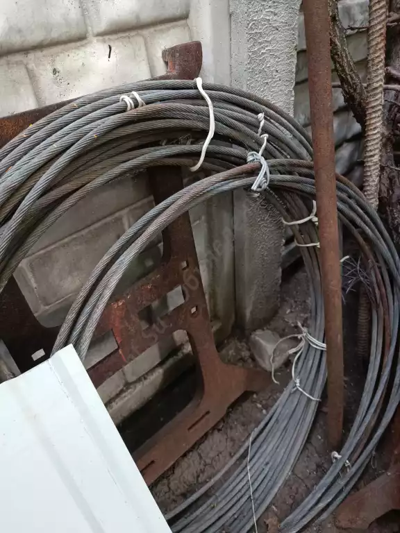 Трос стальной диаметром 1 см