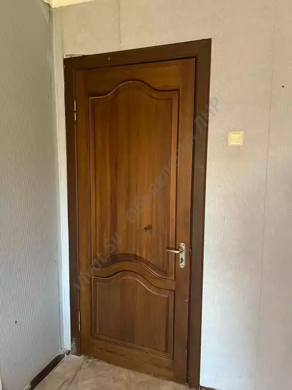 Продажа квартиры, 3 комнаты, 60 м², агент