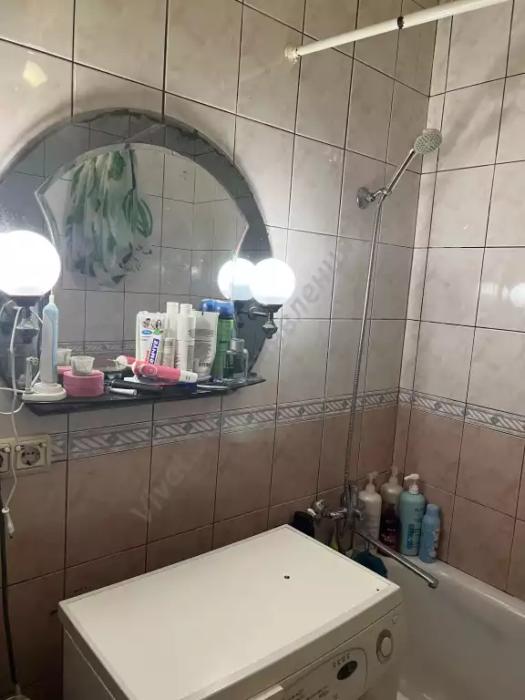 Продажа квартиры, 3 комнаты, 60.5 м², от собственника