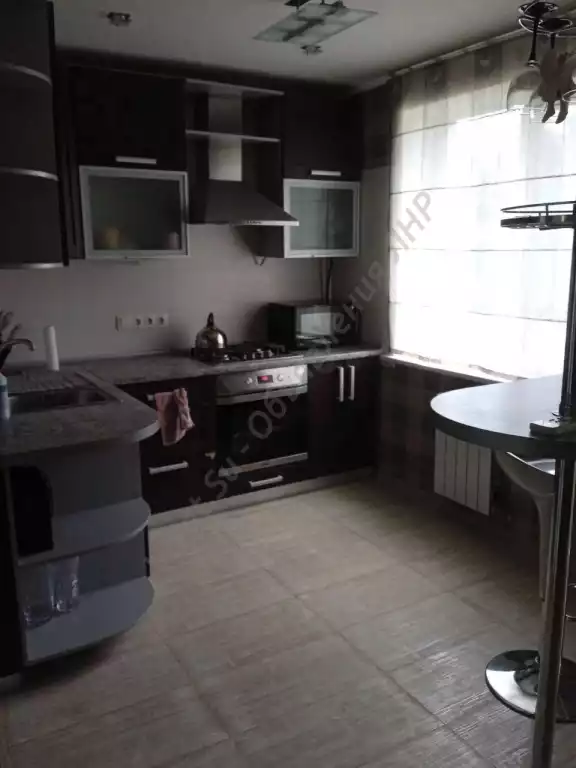 Продажа квартиры, 3 комнаты, 73 м², агент