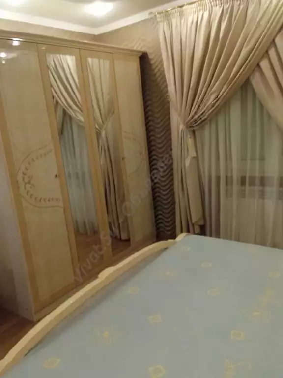 Продажа квартиры, 3 комнаты, 73 м², агент