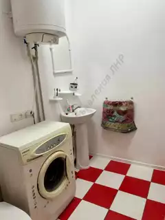 Продажа квартиры, 3 комнаты, 53 м², агент