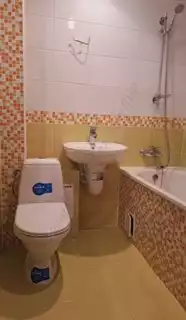 Продажа квартиры, 3 комнаты, 60 м², агент