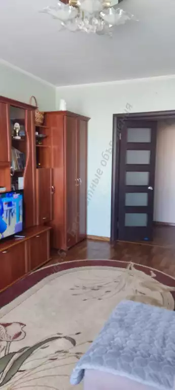 Продажа квартиры, 3 комнаты, 74 м², агент