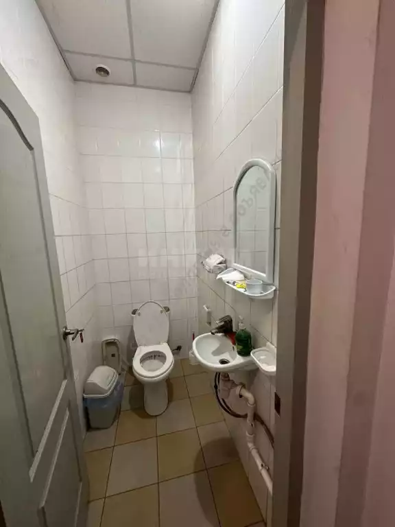 Помещение свободного назначения, 303 м², агент