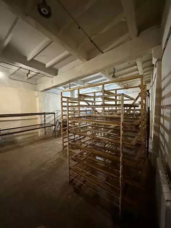 Помещение свободного назначения, 303 м², агент