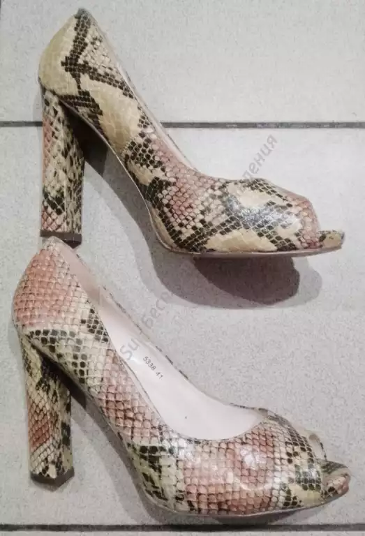 Продам туфли женские