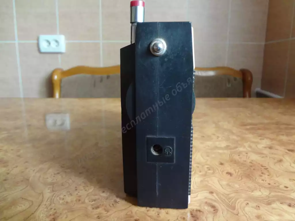 Радиоприемник Россия-303