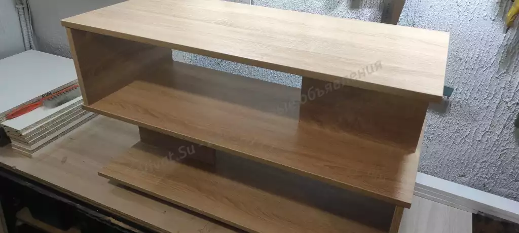 Журнальный столик