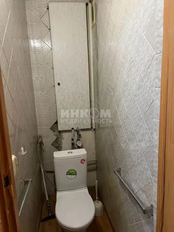 Продам 4к квартиру в центре 3/9эт 76м2
